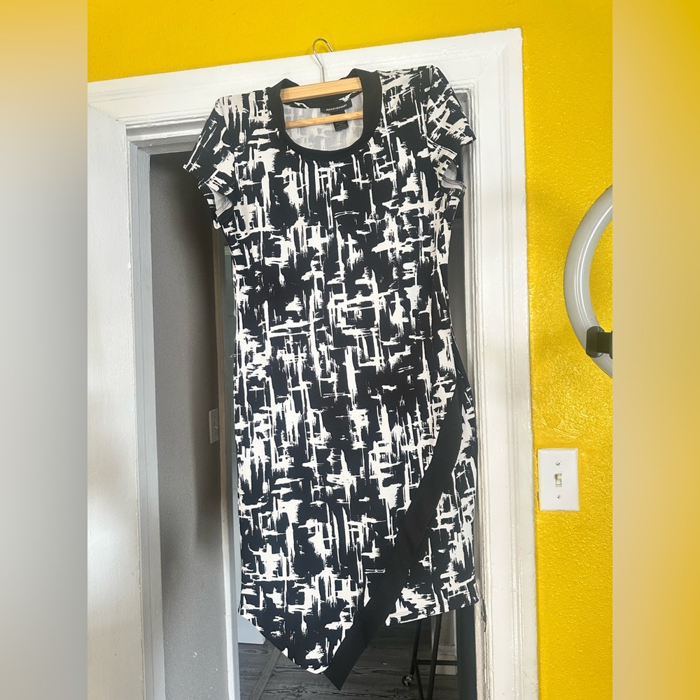 Ashley Stewart Black and White Abstract Mini Dress